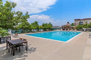 Outdoor pool - Pottery Barn Perfect Steps 2 LightRail, Mall, Restaurants, Shop, Schwab,Skyridge (Lone Tree)