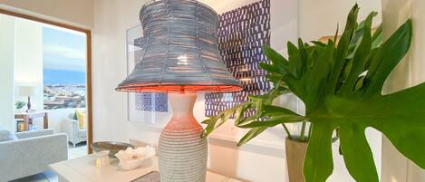 Departamento urbano | Área de sala de estar | Televisión