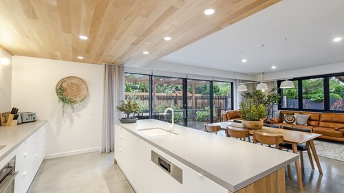 Vesper offers secluded luxury in the heart of Port Fairy
