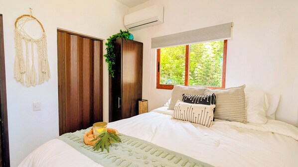 1 bedroom, in-room safe, desk, iron/ironing board
