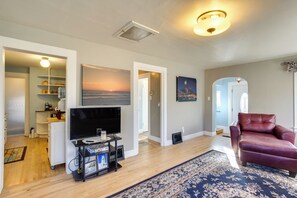 TV, fireplace - Adventure Home Base - 7 Blocks to Downtown! (Grand Junction)