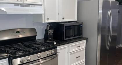 Inviting/Cozy Home in Medical Center - Beautiful home to stay!!