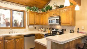 Condo, Multiple Beds, Patio, Mountain View (Winterset Condo) | Private kitchen | Coffee/tea maker - Winterset Condo - Near Shuttle & Year-round Fun! (Mammoth Lakes)