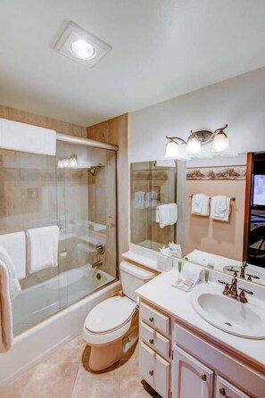 Bathroom - Winterset Condo - Near Shuttle & Year-round Fun! (Mammoth Lakes)