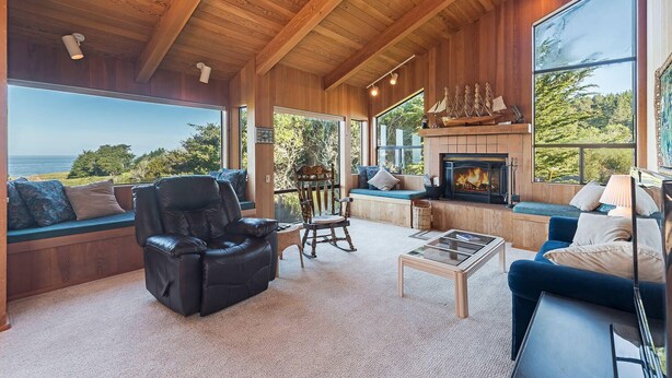 Unclassified image, 1 of 27, button - Viglione Fireplace, Hot Tub, & Ocean Views (Sea Ranch)