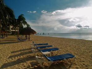 Beach nearby, sun loungers, beach towels - Ocean View One Bedroom Suite (COZUMEL)