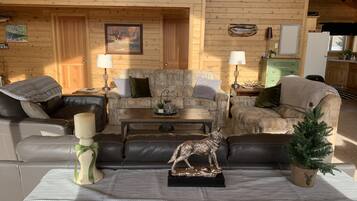 Smart TV, fireplace, foosball