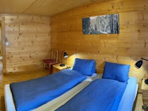 3 bedrooms, Internet
