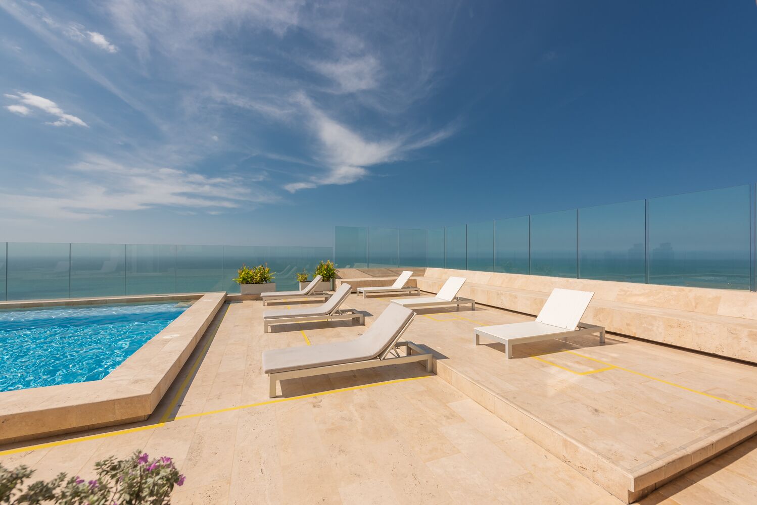 Piscine extérieure, piscine chauffée