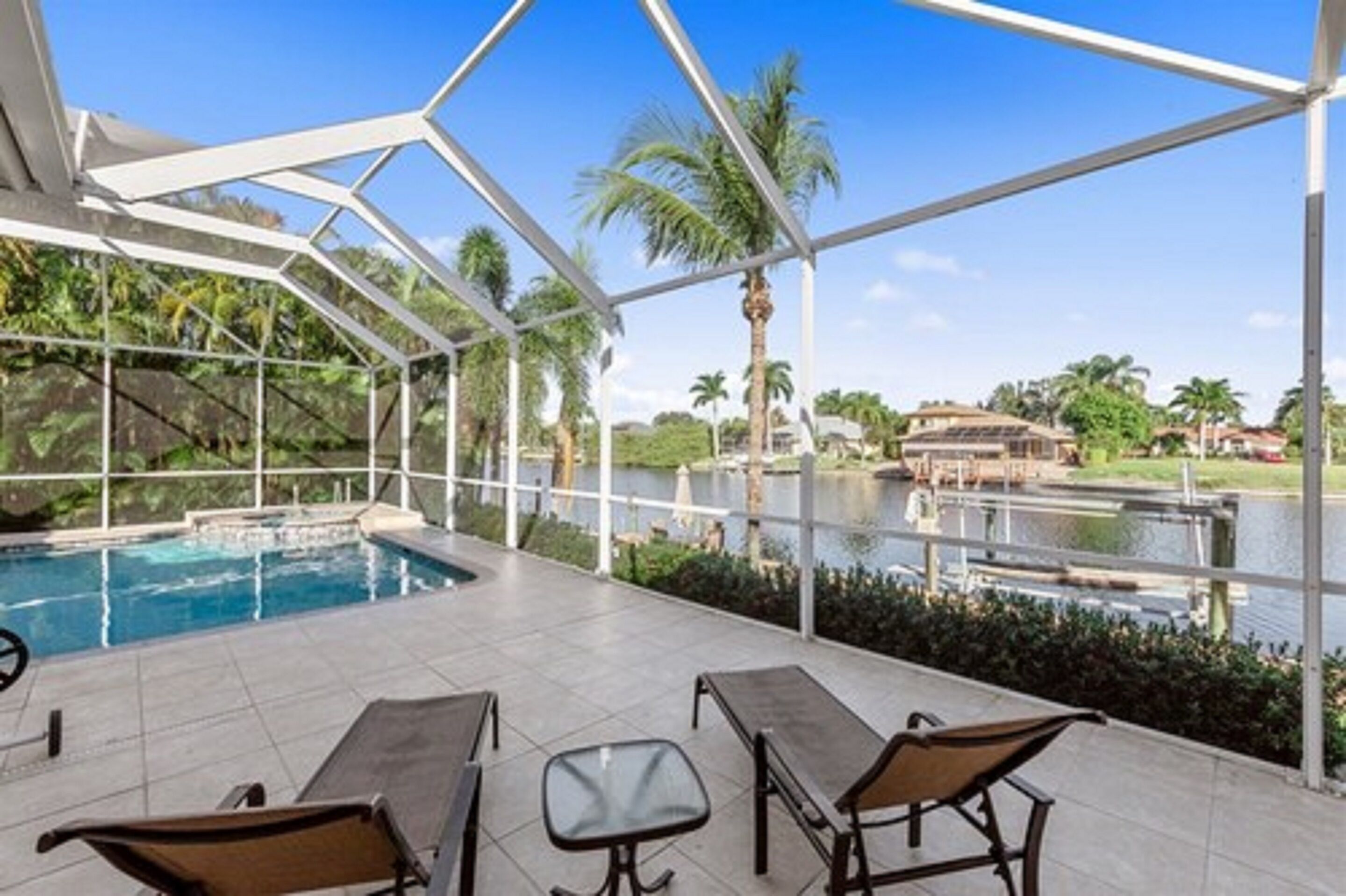 獨棟房屋 (Endless Summer) | 游泳池 | 溫水游泳池