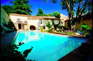 Outdoor pool - Renovated farmhouse (Saint-Jean-de-Maruéjols-et-Avéjan)