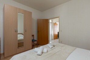 3 bedrooms, cots/infant beds - Apartments More (Konavle)