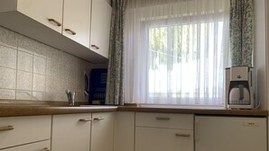 Private kitchen - Haus Sonnenwinkel - Bungalow 6 (Dahme)