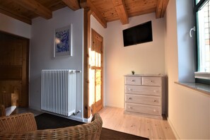 Imagen sin descripción, 4 de 33, botón