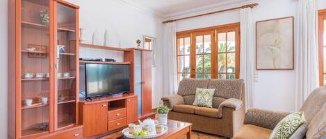TV, DVD player