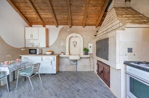 Double Room (Double Room with Private Bathroom) | Property amenity - Rooms Ivo (Dubrovnik)