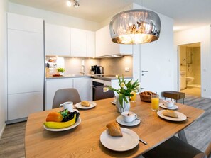 Unclassified image, 3 of 28, button - Hafenspitze App. 31, Deutschland (Wismar)