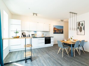 Køleskab, mikrobølgeovn, ovn, opvaskemaskine