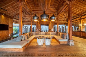 別墅, 4 間臥室, 吸煙房, 私人泳池 | 客廳 | DVD 播放機