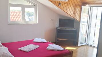 1 soveværelse, strygejern/strygebræt, internetforbindelse, sengetøj