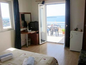 1 chambre, fer et planche Ă repasser, accĂšs Internet, draps fournis