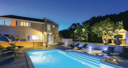 Villa IN