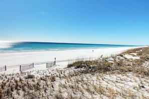 Vlak bij het strand