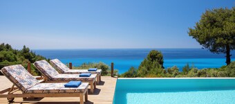 Villa Mirtes with breathtaking sea view,close to Porto Katsiki and Egremni