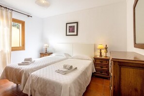 3 slaapkamers, gratis wifi, beddengoed