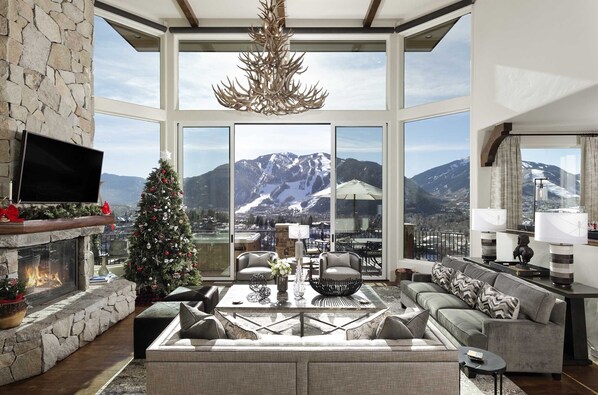 Smart TV, fireplace, DVD player, video library