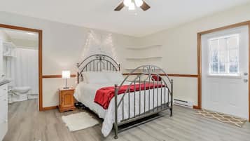 1 habitación, tabla de planchar con plancha, wifi gratis y ropa de cama