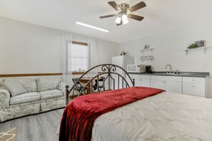 1 Schlafzimmer, Bügeleisen/Bügelbrett, kostenloses WLAN, Bettwäsche