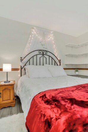 1 habitación, tabla de planchar con plancha, wifi gratis y ropa de cama 