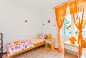 Departamento (Three Bedroom Apartment) | 3 habitaciones 