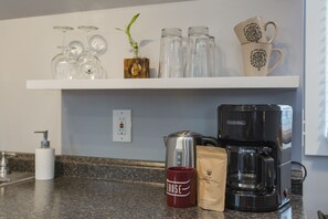 Interior - Cozy 12 South Guesthouse Walk to Dining | Sleeps 4 (Nashville)