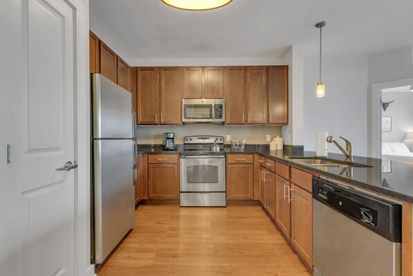 Fridge, microwave, oven, stovetop