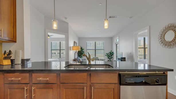Coffee/tea maker, fridge, microwave, oven - Gulch Apartment with Gym 2BR/2BA (Nashville)