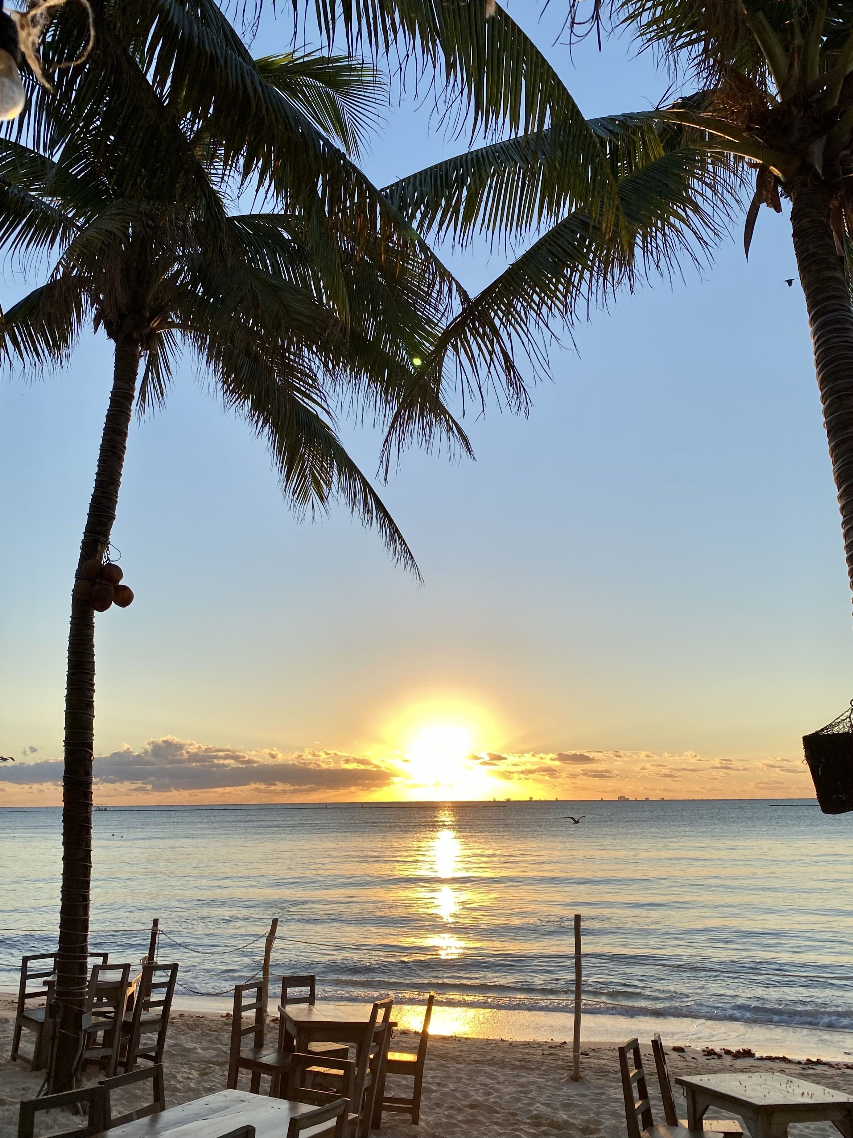 Am Strand, Liegestühle, Strandtücher