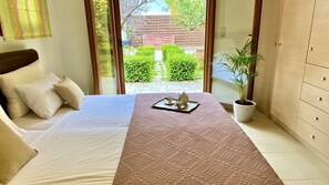 2 chambres, fer et planche à repasser, Wi-Fi, literie fournie