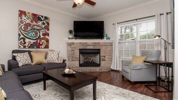 Smart TV, DVD player, books, offices