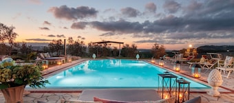 VILLA LAJATICO Farmhouse with Private Pool and the Most Exciting View over the Hilltops