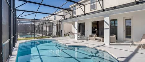 Beheizter Pool