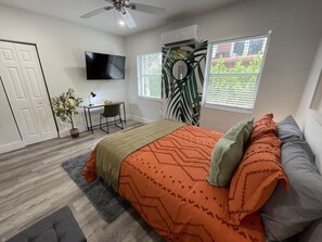 1 bedroom, desk, iron/ironing board, free WiFi