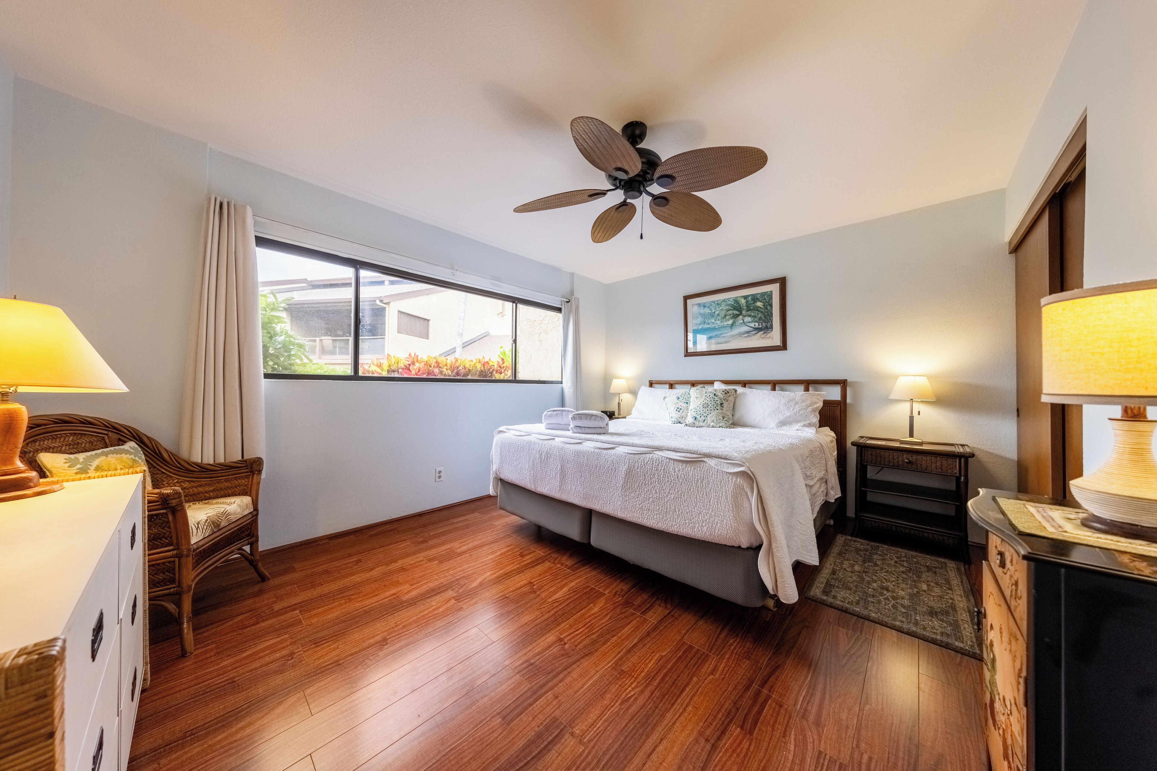 1 bedroom, desk, travel crib, free WiFi