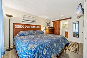 1 bedroom, iron/ironing board, free WiFi - Sea Turtle Cottage-1 bedroom, 1 bath, sleeps 2-4 (West Cape May)