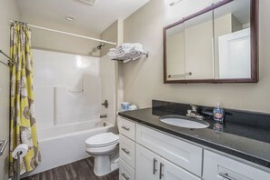 提供毛巾、番梘