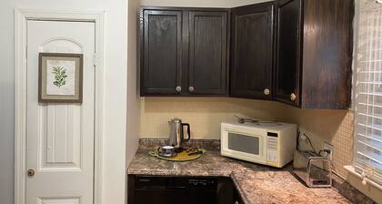 Family and pet friendly home near Greenville NC!3Br 2Ba 6 people better/hotels