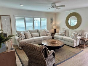 تلفزيون، مكتب