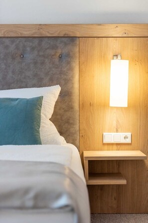 Unclassified image, 3 of 7, button - Standard single room 6 (ground floor right) - 24/7 self-check-in, 14008 (Leer (Ostfriesland))