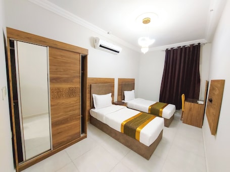 Family Suite. Iwan Alandalusia Serviced Apartments - Economic